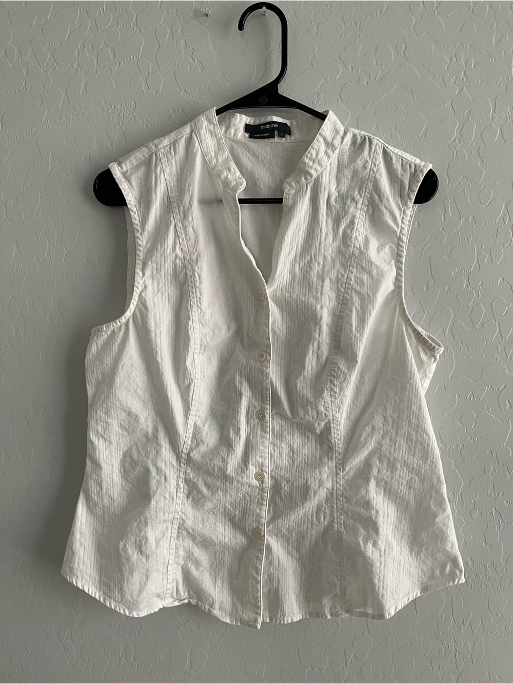 Maxime Size L Sleeveless Button-Front Band Collar Top